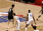 开云体育中国-开拓者队主场气势如虹，击败对手轻松