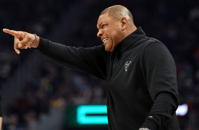 关于湖人主帅针对球队失利指责,重视防守训练的信息 关于湖人主帅针对球队失利指责,重视防守训练的信息