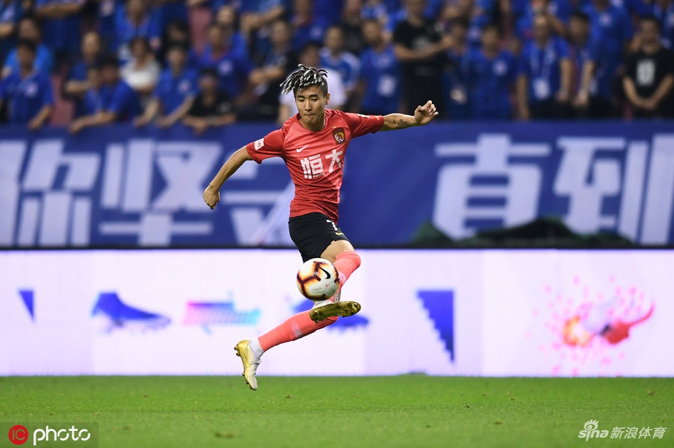 关于格拉纳达长时间未遭败绩,球队连胜可期的信息 关于格拉纳达长时间未遭败绩,球队连胜可期的信息