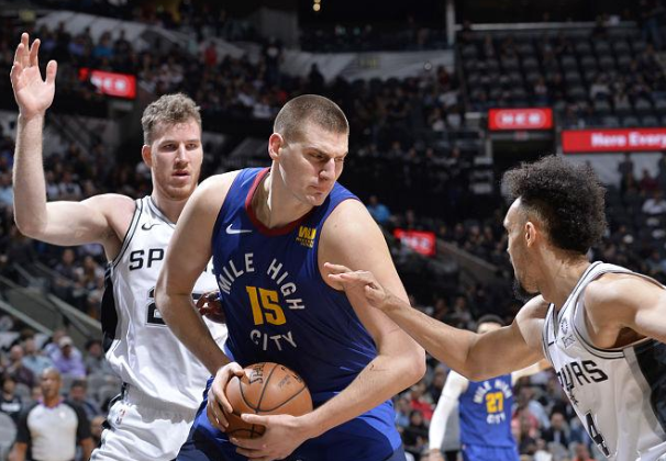 尤文图斯晋级淘汰赛，马刺无缘四强的简单介绍