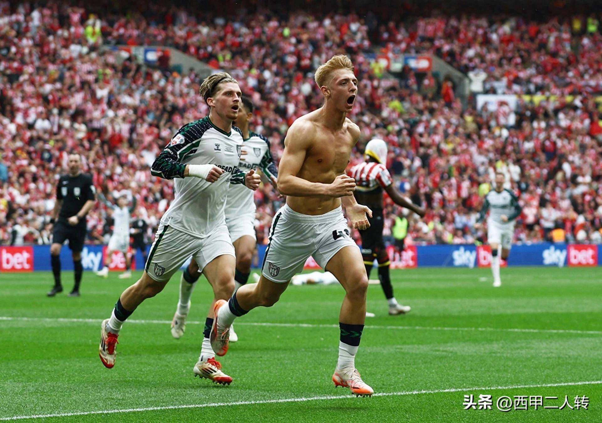 包含英格兰鏖战哥伦比亚，托尼点燃赛场的词条