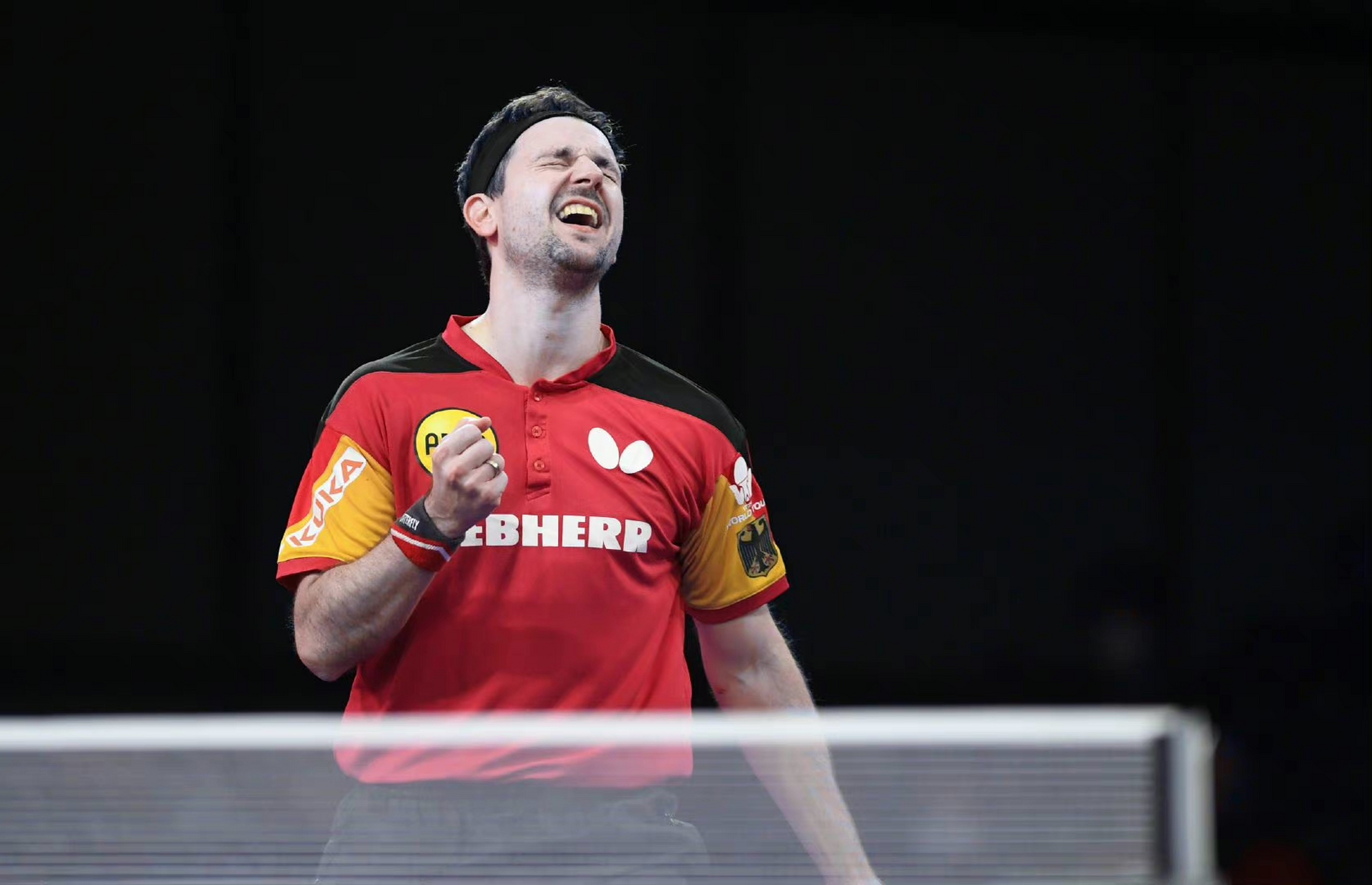 瑞典队轻取英格兰队,波尔刷新纪录 瑞典队轻取英格兰队,波尔刷新纪录