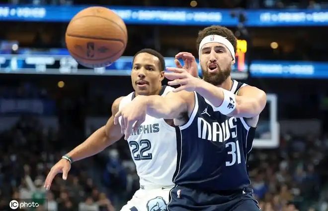 独行侠碾压山西队,东契奇统治全场 独行侠碾压山西队,东契奇统治全场