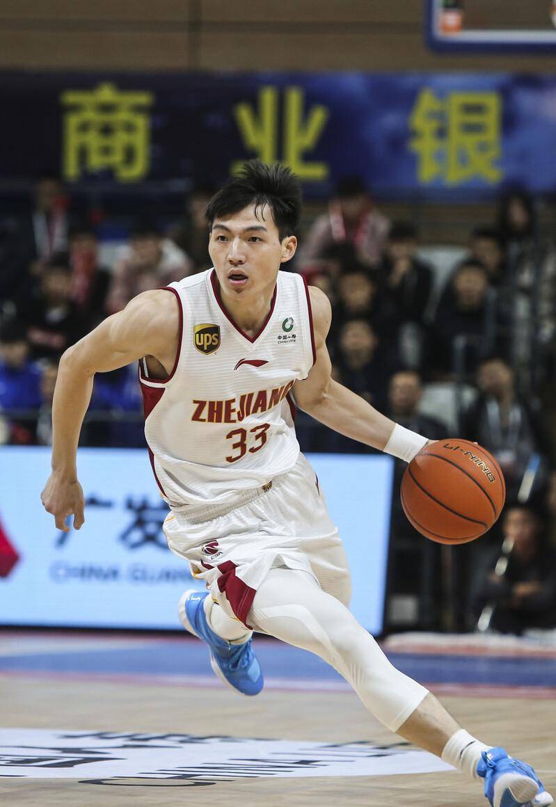 广岛三箭球员发挥出色,成功晋级 广岛三箭球员发挥出色,成功晋级