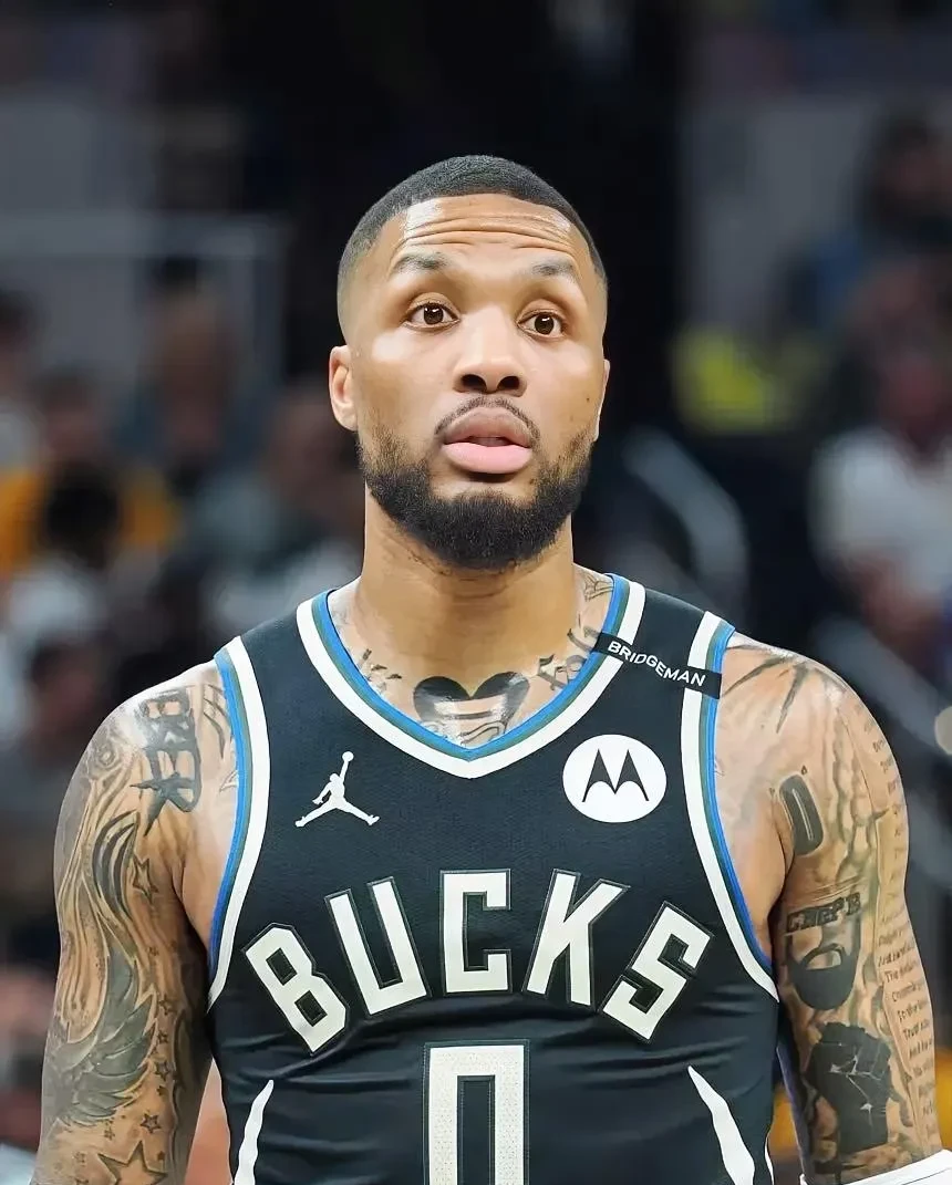 青岛队完胜步行者,利拉德关键制胜 青岛队完胜步行者,利拉德关键制胜