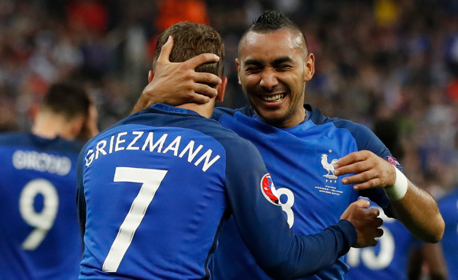 法国队轻取日本队，奥恰洛夫高光表现