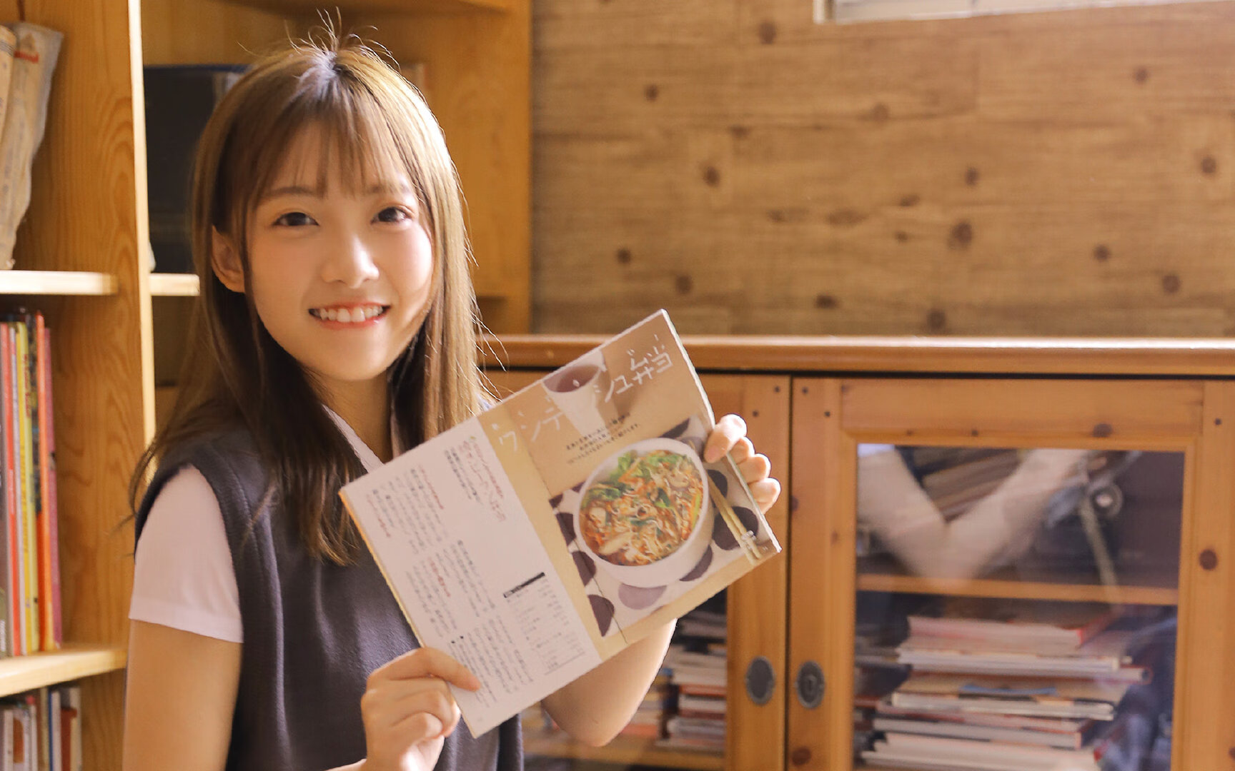 破壁者，马丁内利导演法国单节掀翻巴萨，四节足球首秀的意外启示