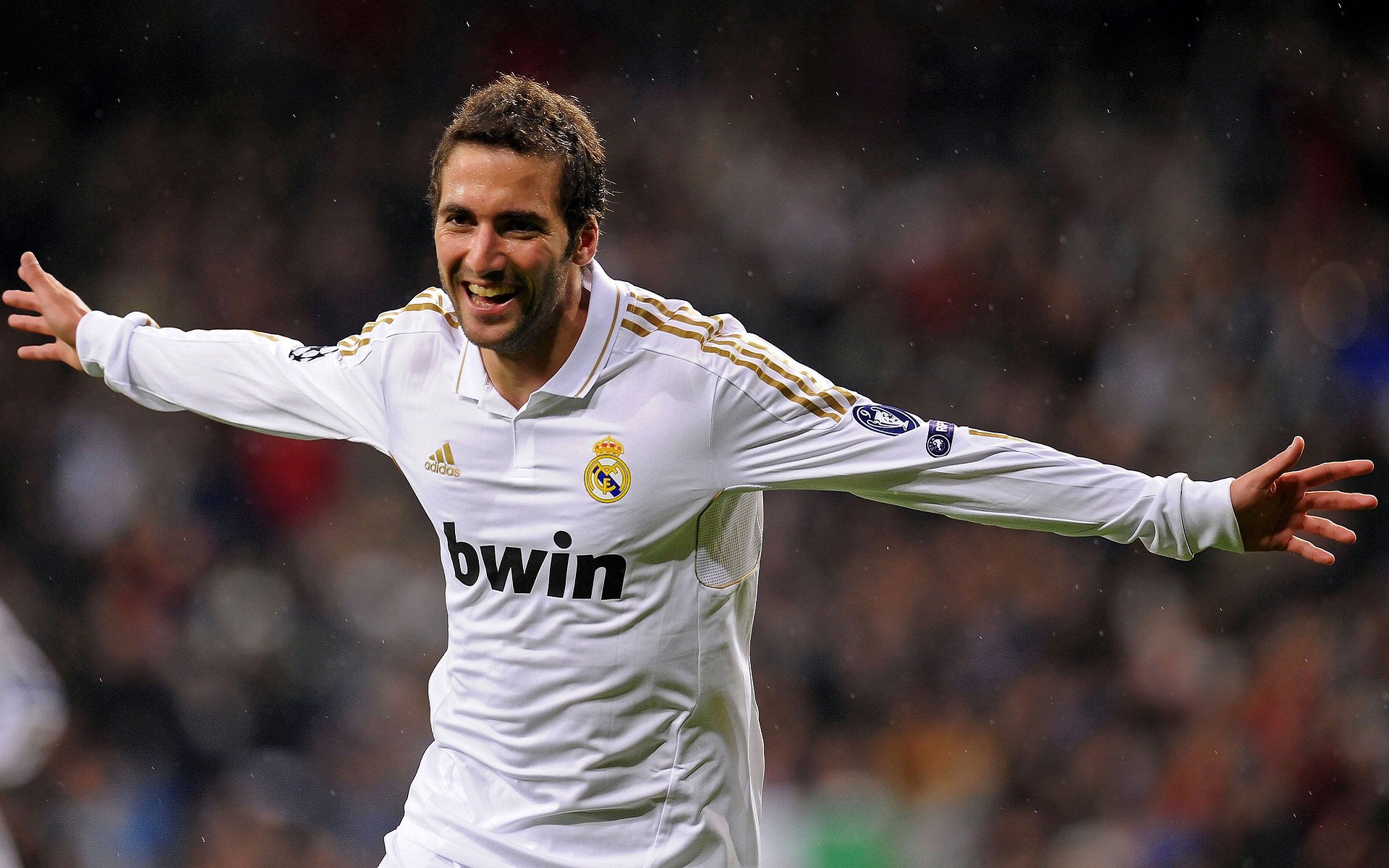 沙海回声,阿坎吉在多哈之夜完成自我救赎